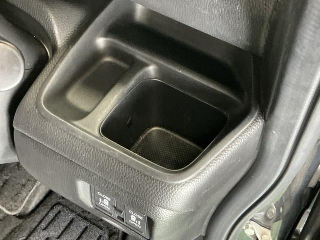 Ｎ－ＢＯＸカスタム Ｌ・スロープ　ドラレコ　ナビ　Ｒカメラ　ブルートゥース　両側電動ドア　キーレス　ＬＥＤ　ＵＳＢ　オートライト　シートヒーター　コーナーセンサー　フルセグ　ＥＴＣ　ＤＶＤ　衝突軽減Ｂ　クルーズコントロール　ＶＳＡ（19枚目）