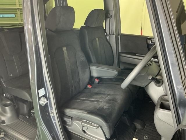 Ｎ－ＢＯＸカスタム Ｌ・スロープ　ドラレコ　ナビ　Ｒカメラ　ブルートゥース　両側電動ドア　キーレス　ＬＥＤ　ＵＳＢ　オートライト　シートヒーター　コーナーセンサー　フルセグ　ＥＴＣ　ＤＶＤ　衝突軽減Ｂ　クルーズコントロール　ＶＳＡ（24枚目）