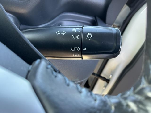 スペーシアカスタム ＸＳターボ　Ｒカメラ　ナビ　ＣＤ　ＤＶＤ　ＥＴＣ　キーレス　スマキー　パワーステアリング　オートクルーズコントロール　横滑り防止機能　ワンセグ　Ｂカメラ　盗難警報装置　オートエアコン　パワーウィンドウ　ＡＢＳ（21枚目）