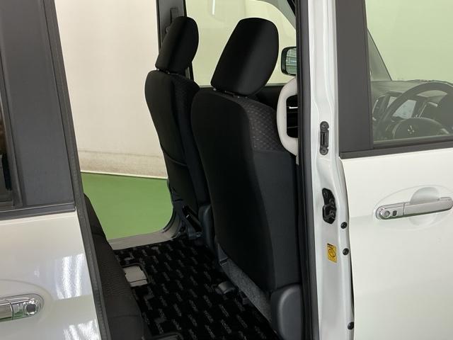 スペーシアカスタム ＸＳターボ　Ｒカメラ　ナビ　ＣＤ　ＤＶＤ　ＥＴＣ　キーレス　スマキー　パワーステアリング　オートクルーズコントロール　横滑り防止機能　ワンセグ　Ｂカメラ　盗難警報装置　オートエアコン　パワーウィンドウ　ＡＢＳ（42枚目）