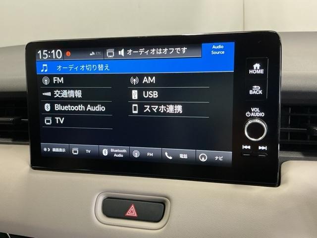 ヴェゼル ｅ：ＨＥＶＰＬａＹ　ナビ　Ｒカメラ　ブルートゥース　フルセグ　衝突被害軽減ブレーキ　カーテンエアバッグ　盗難防止装置　アイドルストップ　Ｐセンサー　ＡＢＳ　ＥＳＣ　フルオートエアコン　シートヒータ　エアバッグ　Ａライト（12枚目）