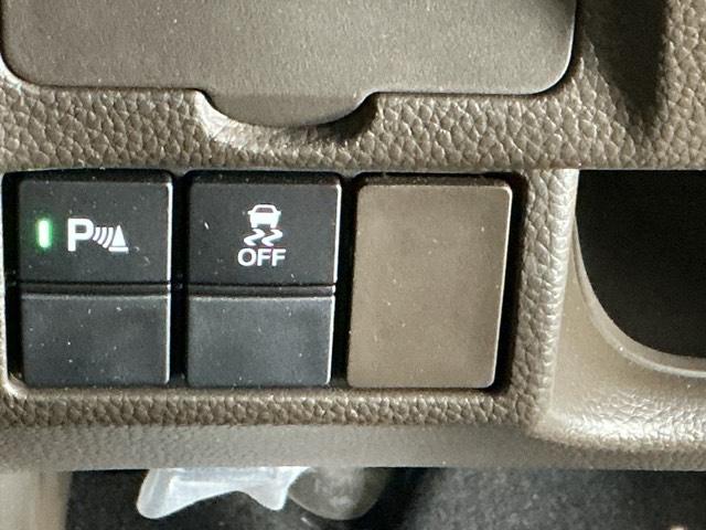 Ｎ－ＢＯＸ Ｌ　Ｒカメラ　ディスプレイオーディオ　ＴＶ　衝突回避支援ブレーキ　Ｉ－ＳＴＯＰ　クリソナ　ＰＷ　パワステ　Ｓヒーター　スマ－トキ－　Ｂカメ　横滑り防止　整備記録簿　ＬＥＤライト　エアコン付き　Ｗエアバック（26枚目）