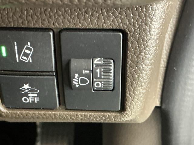 Ｎ－ＢＯＸ Ｌ　Ｒカメラ　ディスプレイオーディオ　ＴＶ　衝突回避支援ブレーキ　Ｉ－ＳＴＯＰ　クリソナ　ＰＷ　パワステ　Ｓヒーター　スマ－トキ－　Ｂカメ　横滑り防止　整備記録簿　ＬＥＤライト　エアコン付き　Ｗエアバック（54枚目）