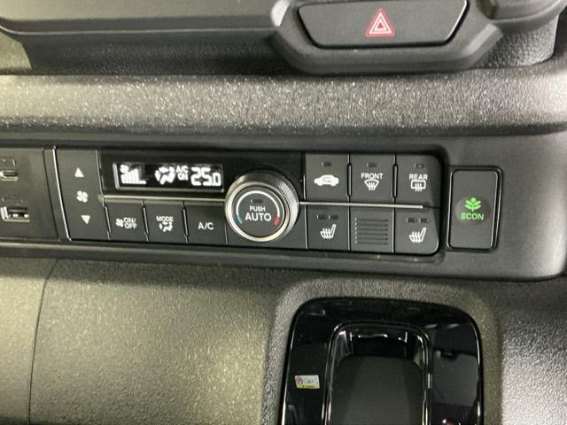 N-BOXカスタム ターボ ナビ Rカメラ ブルートゥース フルセグ イモビライザー 衝突被害軽減 ベンチシート キーフリー Pセンサー ESC パワステ 両席エアバック サイドエアバッグ ターボ車 USB接続 Aライト Bカメ(15枚目)