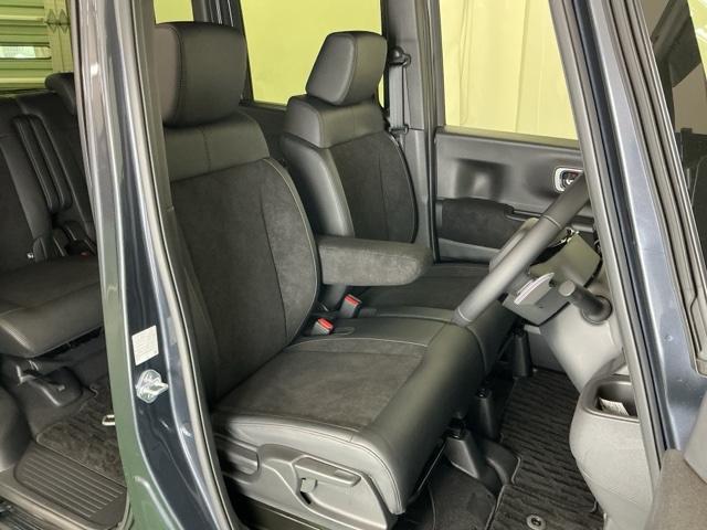 N-BOXカスタム ターボ ナビ Rカメラ ブルートゥース フルセグ イモビライザー 衝突被害軽減 ベンチシート キーフリー Pセンサー ESC パワステ 両席エアバック サイドエアバッグ ターボ車 USB接続 Aライト Bカメ(22枚目)