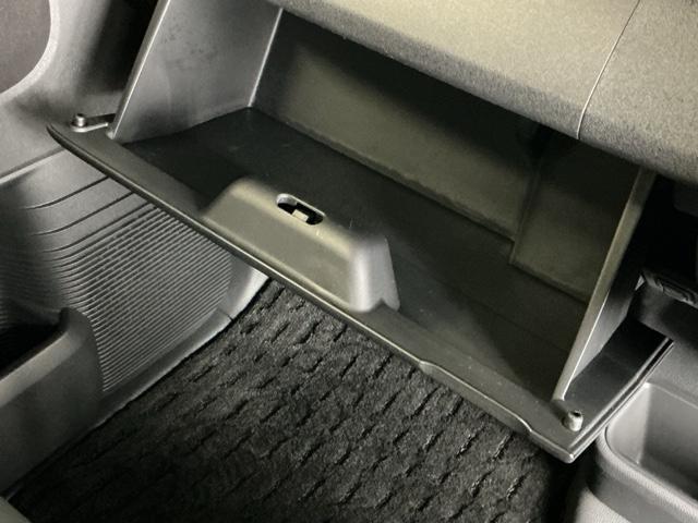 N-BOXカスタム ターボ ナビ Rカメラ ブルートゥース フルセグ イモビライザー 衝突被害軽減 ベンチシート キーフリー Pセンサー ESC パワステ 両席エアバック サイドエアバッグ ターボ車 USB接続 Aライト Bカメ(49枚目)