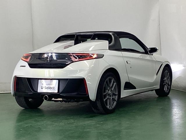 �~�b�h�V�b�v���C�A�E�g�Ȃ̂ŁA�G���W���̐U���≹���V�[�g����w���ɓ`���A�X�|�[�c�}�C���h�����������܂��B