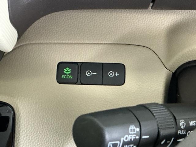 �d�b�n�m�X�C�b�`����ŔR��ǂ��Ȃ�悤�G�A�R����G���W���Ȃǂ𑍍��I�ɐ��䂵�܂�