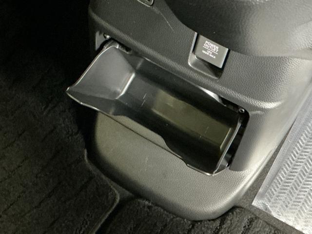 Ｎ－ＢＯＸカスタム Ｌ　ナビ　Ｒカメラ　ブルートゥース　フルセグ　Ｐソナー　サイドエアバッグ　Ａストップ　シートヒータ　ベンチシート　点検記録簿　キーフリーシステム　ＬＥＤライト　リアカメ　クルーズコントロール　ＡＣ　ＵＳＢ（54枚目）