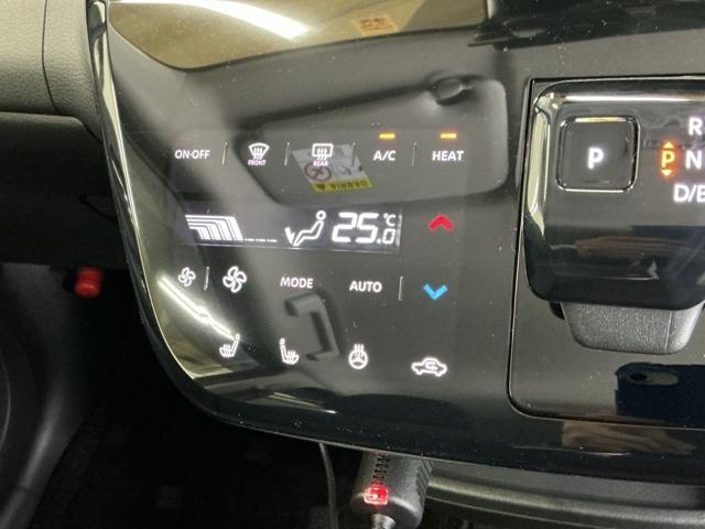 ｅＫクロス ＥＶ Ｐ　ナビ　ブルートゥース　フルセグＴＶ　地デジ　コーナーセンサー　アイドリングストップ　ＬＥＤライト　ＥＴＣ　オートライト　シートヒーター　フルオートエアコン　スマートキー　記録簿　盗難防止システム（14枚目）