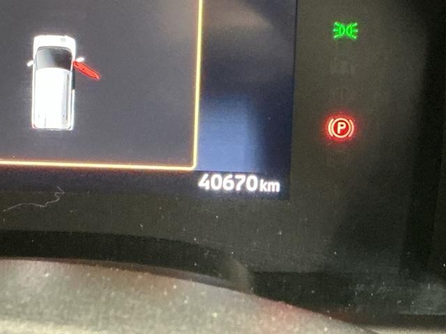 ｅＫクロス ＥＶ Ｐ　ナビ　ブルートゥース　フルセグＴＶ　地デジ　コーナーセンサー　アイドリングストップ　ＬＥＤライト　ＥＴＣ　オートライト　シートヒーター　フルオートエアコン　スマートキー　記録簿　盗難防止システム（51枚目）