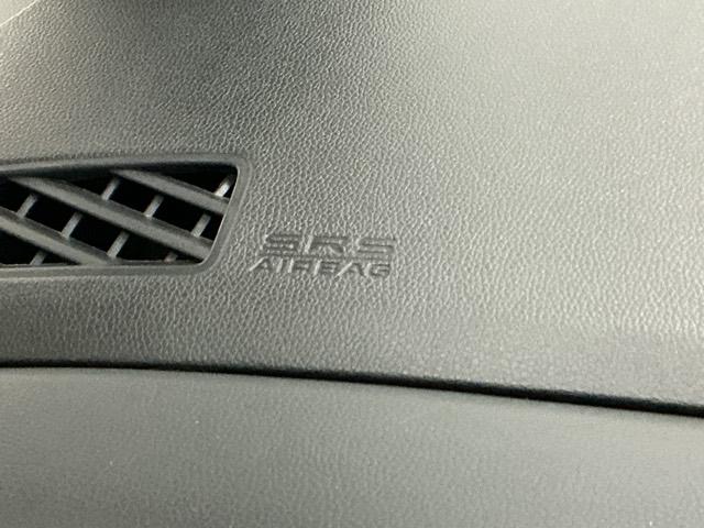 フィットハイブリッド Ｌホンダセンシング　ドラレコ　ナビ　Ｒカメラ　ブルートゥース　軽減ブレーキ　ＬＥＤ　サイドＳＲＳ　横滑り防止　ドライブレコーダー　フルセグテレビ　記録簿　パワーステアリング　盗難防止装置　オートクルーズ　ＥＴＣ車載器（51枚目）