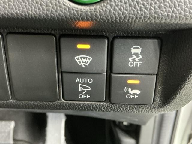 フィットハイブリッド Ｌパッケージ　ナビ　Ｒカメラ　ブルートゥース　フルセグ　サイドエアバック　ＤＶＤ再生　ＬＥＤ　ＥＣＯＮ　バックカメラ　オートクルーズコントロール　イモビライザー　ＥＴＣ　ＥＳＣ　ＡＵＴＯエアコン　ＡＢＳ　キーフリー（23枚目）