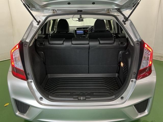 フィットハイブリッド Ｌパッケージ　ナビ　Ｒカメラ　ブルートゥース　フルセグ　サイドエアバック　ＤＶＤ再生　ＬＥＤ　ＥＣＯＮ　バックカメラ　オートクルーズコントロール　イモビライザー　ＥＴＣ　ＥＳＣ　ＡＵＴＯエアコン　ＡＢＳ　キーフリー（25枚目）