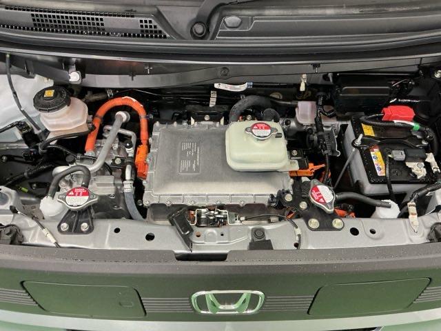 �G���W�����[�������ꂢ�ɃN���[�j���O���Ă��܂��A���ꂢ�ȃG���W�������炱�����J�ȃ����e�i���X���s���͂��܂�