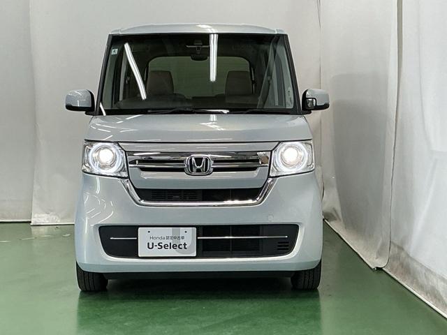 �k�d�c�w�b�h���C�g�𑕔����Ă��܂��B�k�d�c�w�b�h���C�g�͂ƂĂ����邭�A�J�̓����ԑ��s�����S�E���S�ł��B�I�[�g���C�g�R���g���[���t���Ŏ��̖͂��邳�ɉ����Ď����œ_���E�������܂�