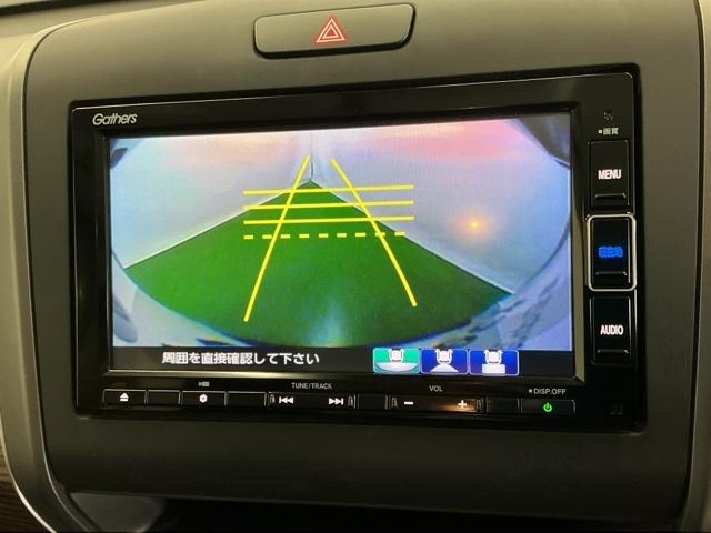 フリード クロスター・ホンダセンシング　ナビ　Ｒカメラ　ブルートゥース　フルセグ　両ＰＳＤ　ＵＳＢポート　地デジ　エアバック　Ｉストップ　ＶＳＡ　リヤカメラ　３列シート　整備記録簿　ＤＶＤ再生　イモビライザー　キーフリー　パワステ　クルコン（12枚目）