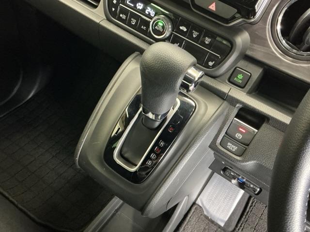 Ｎ－ＯＮＥ プレミアム　ドラレコ　ナビ　Ｒカメラ　ブルートゥース　ＵＳＢポート　衝突軽減　ＤＶＤ再生　ＥＳＣ　コーナーセンサー　ＬＥＤ　シ－トヒ－タ－　バックカメラ　フルセグ　カーテンエアバック　スマートキー　ＡＡＣ　ＥＴＣ（19枚目）