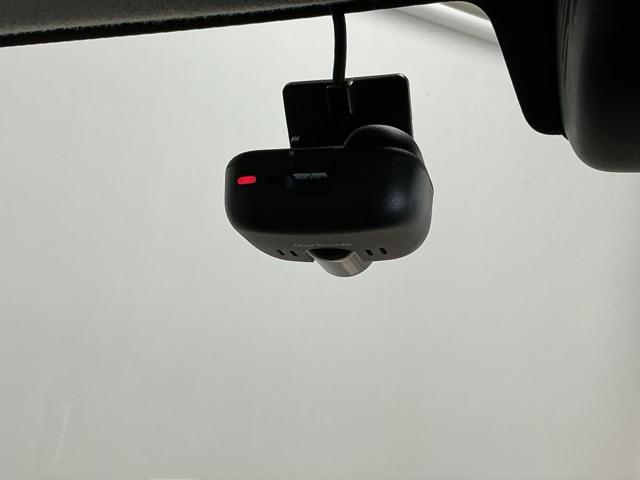 エブリイワゴン ＰＺターボ　ナビ　Ｒカメラ　ブルートゥース　フルセグ　Ｄカメラブレーキサポート　リアコーナーセンサー　助手席エアバック　運転席エアバック　セキュリティ　ＴＢ　ＤＶＤ再生　パワーウインドウ　ＡＡＣ　ＡＵＴＯライト（13枚目）