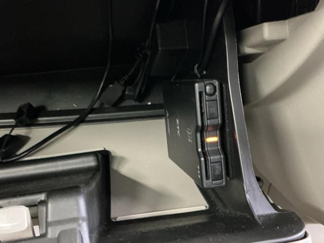 エブリイワゴン ＰＺターボ　ナビ　Ｒカメラ　ブルートゥース　フルセグ　Ｄカメラブレーキサポート　リアコーナーセンサー　助手席エアバック　運転席エアバック　セキュリティ　ＴＢ　ＤＶＤ再生　パワーウインドウ　ＡＡＣ　ＡＵＴＯライト（14枚目）