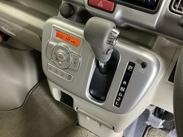 エブリイワゴン ＰＺターボ　ナビ　Ｒカメラ　ブルートゥース　フルセグ　Ｄカメラブレーキサポート　リアコーナーセンサー　助手席エアバック　運転席エアバック　セキュリティ　ＴＢ　ＤＶＤ再生　パワーウインドウ　ＡＡＣ　ＡＵＴＯライト（16枚目）