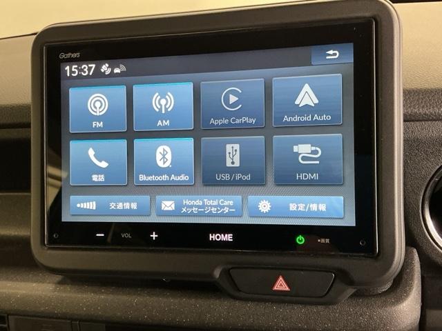 Ｎ－ＢＯＸカスタム ベースグレード　ディスプレイオーディオ　Ｒカメラ　ＵＳＢ　ＣＭＢＳ　ベンチシート　オートエアコン　スマートキ　ＬＥＤ　盗難防止装置　クルコン　バックカメラ　パワーステアリング　エアバッグ　ＥＳＣ　パワーウインドウ（11枚目）