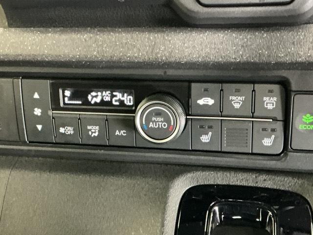 Ｎ－ＢＯＸカスタム ベースグレード　ディスプレイオーディオ　Ｒカメラ　ＵＳＢ　ＣＭＢＳ　ベンチシート　オートエアコン　スマートキ　ＬＥＤ　盗難防止装置　クルコン　バックカメラ　パワーステアリング　エアバッグ　ＥＳＣ　パワーウインドウ（14枚目）