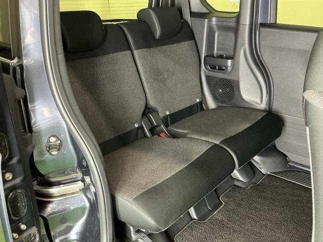 Ｎ－ＢＯＸカスタム ベースグレード　ディスプレイオーディオ　Ｒカメラ　ＵＳＢ　ＣＭＢＳ　ベンチシート　オートエアコン　スマートキ　ＬＥＤ　盗難防止装置　クルコン　バックカメラ　パワーステアリング　エアバッグ　ＥＳＣ　パワーウインドウ（21枚目）