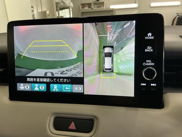 ヴェゼル ｅ：ＨＥＶＰＬａＹ　ナビ　Ｒカメラ　ブルートゥース　フルセグ　衝突被害軽減ブレーキ　カーテンエアバッグ　盗難防止装置　アイドルストップ　Ｐセンサー　ＡＢＳ　ＥＳＣ　フルオートエアコン　シートヒータ　エアバッグ　Ａライト（13枚目）