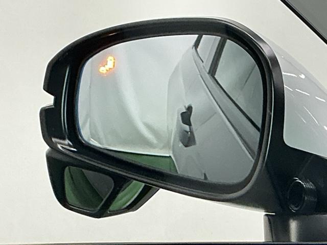 ヴェゼル ｅ：ＨＥＶＰＬａＹ　ナビ　Ｒカメラ　ブルートゥース　フルセグ　衝突被害軽減ブレーキ　カーテンエアバッグ　盗難防止装置　アイドルストップ　Ｐセンサー　ＡＢＳ　ＥＳＣ　フルオートエアコン　シートヒータ　エアバッグ　Ａライト（23枚目）