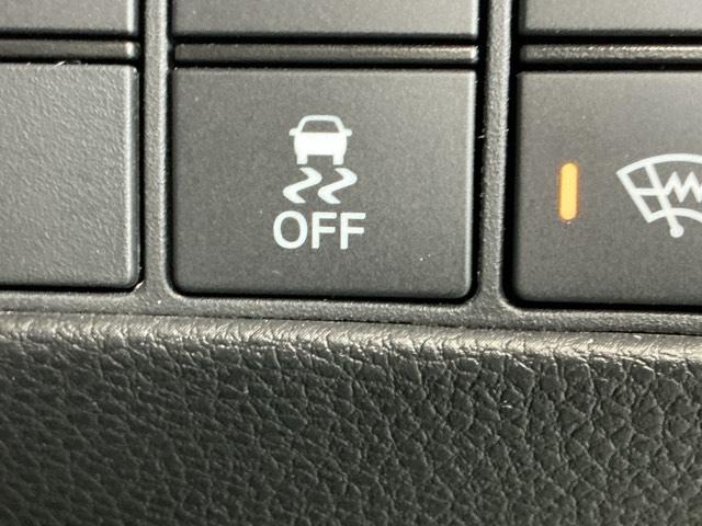 ヴェゼル ｅ：ＨＥＶＰＬａＹ　ナビ　Ｒカメラ　ブルートゥース　フルセグ　衝突被害軽減ブレーキ　カーテンエアバッグ　盗難防止装置　アイドルストップ　Ｐセンサー　ＡＢＳ　ＥＳＣ　フルオートエアコン　シートヒータ　エアバッグ　Ａライト（30枚目）