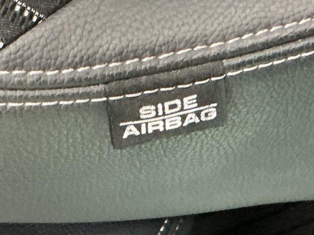 フィットハイブリッド Lパッケージ ナビ Rカメラ ブルートゥース フルセグ 横滑防止 カーテンエアバック DVD視聴 ETC車載器 ECOモード 助手席エアバック クルーズコントロール LEDヘッドライト エアコン エアバック(56枚目)