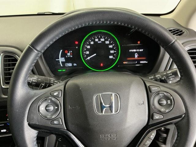 ヴェゼル ハイブリッドＸ・ホンダセンシング　ナビ　Ｒカメラ　ブルートゥース　フルセグ　地デジＴＶ　アクティブクルーズコントロール　リアカメラ　サイドカーテンエアバック　スマートキープッシュスタート　ＵＳＢポート　ＬＥＤヘッドライト　ＤＶＤ再生（21枚目）