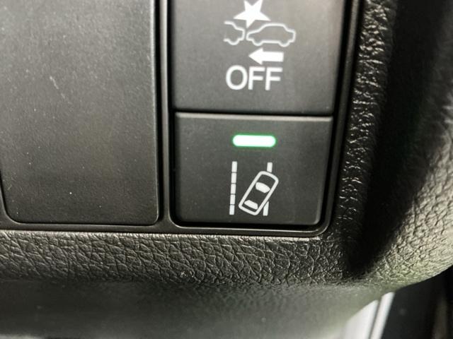 ヴェゼル ハイブリッドＸ・ホンダセンシング　ナビ　Ｒカメラ　ブルートゥース　フルセグ　地デジＴＶ　アクティブクルーズコントロール　リアカメラ　サイドカーテンエアバック　スマートキープッシュスタート　ＵＳＢポート　ＬＥＤヘッドライト　ＤＶＤ再生（24枚目）