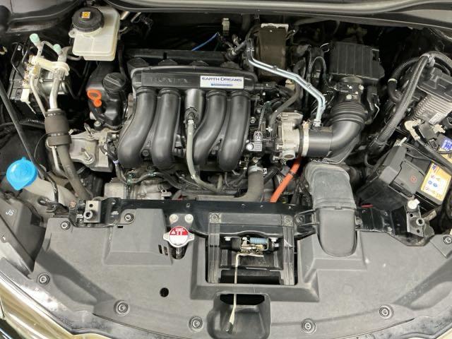 ヴェゼル ハイブリッドＸ・ホンダセンシング　ナビ　Ｒカメラ　ブルートゥース　フルセグ　地デジＴＶ　アクティブクルーズコントロール　リアカメラ　サイドカーテンエアバック　スマートキープッシュスタート　ＵＳＢポート　ＬＥＤヘッドライト　ＤＶＤ再生（29枚目）