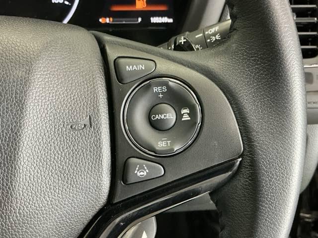 ヴェゼル ハイブリッドＸ・ホンダセンシング　ナビ　Ｒカメラ　ブルートゥース　フルセグ　地デジＴＶ　アクティブクルーズコントロール　リアカメラ　サイドカーテンエアバック　スマートキープッシュスタート　ＵＳＢポート　ＬＥＤヘッドライト　ＤＶＤ再生（50枚目）