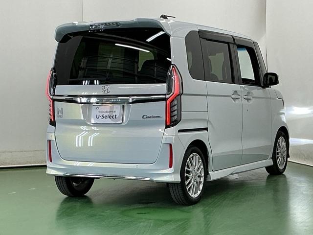 Ｎ－ＢＯＸ Ｌ・ターボ　ドラレコ　ナビ　Ｒカメラ　ブルートゥース　横滑防止　ＣＭＢＳ　スマキ－　リヤカメラ　カーテンエアバッグ　Ｉストップ　フロントベンチシート　ＵＳＢ　コーナーソナー　Ｓヒーター　ＥＴＣ車載器　ターボモデル（8枚目）