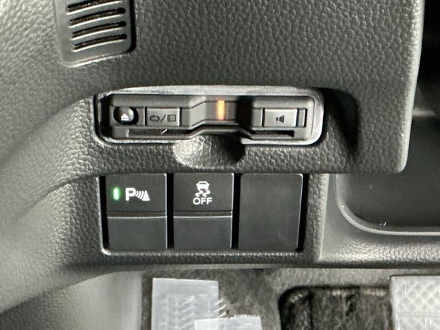 Ｎ－ＢＯＸ Ｌ・ターボ　ドラレコ　ナビ　Ｒカメラ　ブルートゥース　横滑防止　ＣＭＢＳ　スマキ－　リヤカメラ　カーテンエアバッグ　Ｉストップ　フロントベンチシート　ＵＳＢ　コーナーソナー　Ｓヒーター　ＥＴＣ車載器　ターボモデル（15枚目）