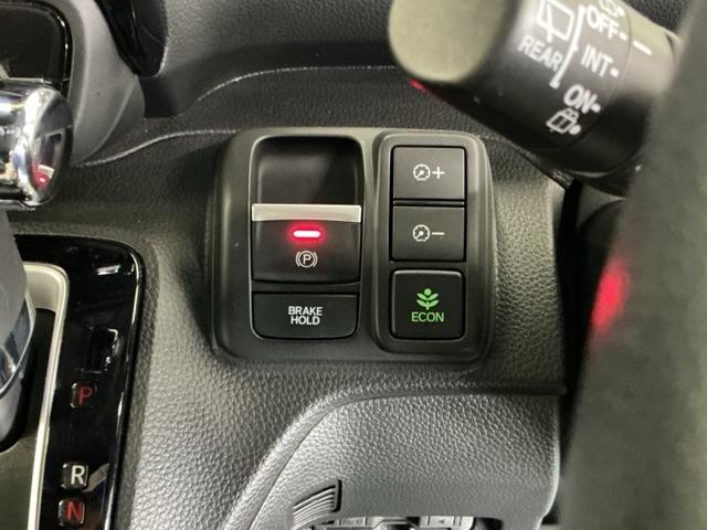 Ｎ－ＢＯＸ Ｌ・ターボ　ドラレコ　ナビ　Ｒカメラ　ブルートゥース　横滑防止　ＣＭＢＳ　スマキ－　リヤカメラ　カーテンエアバッグ　Ｉストップ　フロントベンチシート　ＵＳＢ　コーナーソナー　Ｓヒーター　ＥＴＣ車載器　ターボモデル（19枚目）