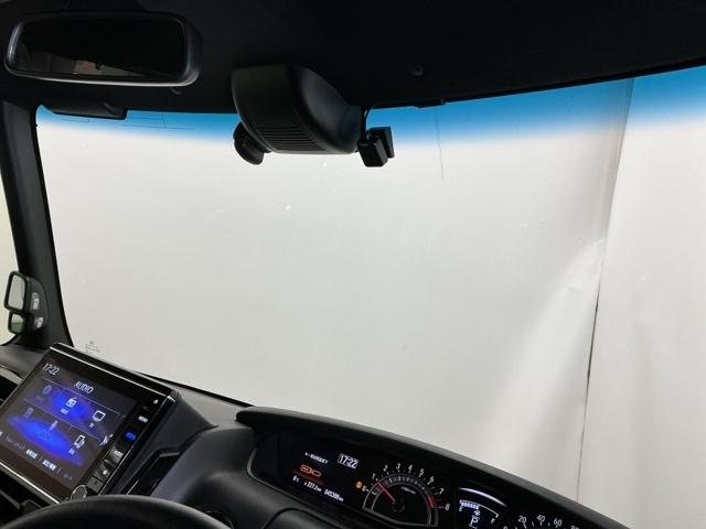 Ｎ－ＢＯＸ Ｌ・ターボ　ドラレコ　ナビ　Ｒカメラ　ブルートゥース　横滑防止　ＣＭＢＳ　スマキ－　リヤカメラ　カーテンエアバッグ　Ｉストップ　フロントベンチシート　ＵＳＢ　コーナーソナー　Ｓヒーター　ＥＴＣ車載器　ターボモデル（31枚目）