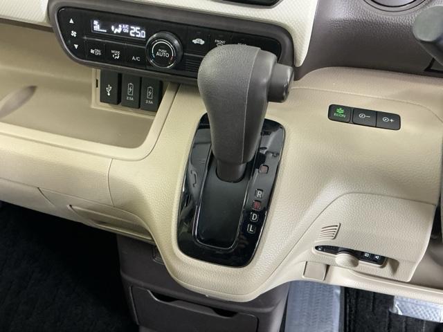 Ｎ－ＢＯＸ Ｇ・Ｌホンダセンシング　ドラレコ　ナビ　Ｒカメラ　ブルートゥース　ベンチＳ　記録簿付き　スマートキープッシュスタート　Ｄレコ　両側スライド片側電動　ＤＶＤ可　ＰＳ　ＵＳＢ接続　キーフリー　フルセグＴＶ　ＬＥＤ　オートクルーズ（17枚目）