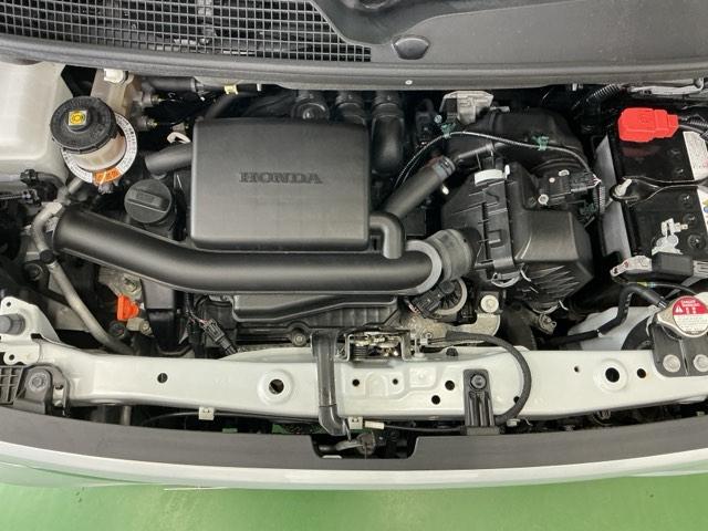 �G���W�����[�������ꂢ�ɃN���[�j���O���Ă��܂��A���ꂢ�ȃG���W�������炱�����J�ȃ����e�i���X���s���͂��܂�