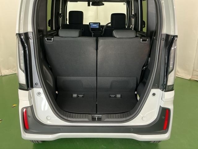 N-BOXカスタム ベースグレード ドラレコ ナビ Rカメラ ブルートゥース Pソナー レーダーブレーキサポート ETC装備 定期点検記録簿 地デジ対応 サイドエアバック Sヒータ スマートキー&プッシュスタート 横滑り防止 USB(30枚目)