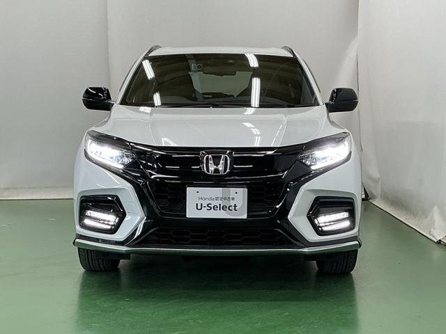 �k�d�c�w�b�h���C�g�𑕔����Ă��܂��B�k�d�c�w�b�h���C�g�͂ƂĂ����邭�A�J�̓����ԑ��s�����S�E���S�ł��B�I�[�g���C�g�R���g���[���t���Ŏ��̖͂��邳�ɉ����Ď����œ_���E�������܂�