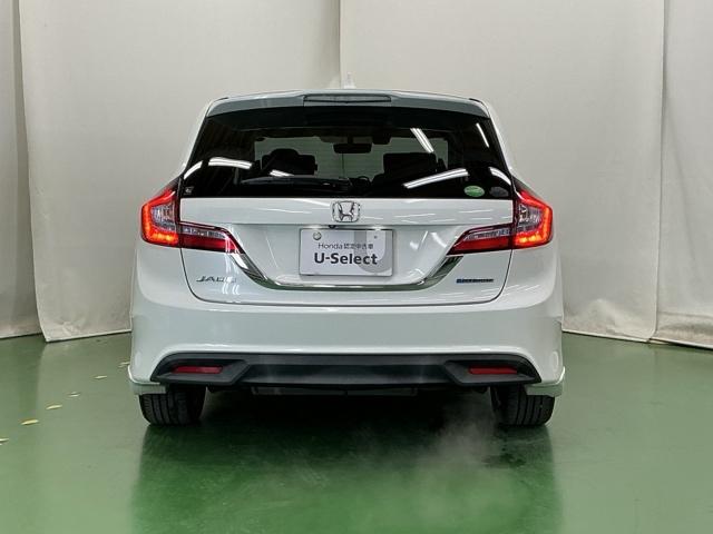 ���ꂪ�t�����₷�������K���X�ɂ̓������C�p�[���t���Ă��܂��B�t�����g�̃��C�p�[���n�m�̎��̓V�t�g���o�[�����o�[�X�ɓ����ƃ������C�p�[�������N���č쓮�A�N�����[�Ȏ��E���ۂĂ܂�