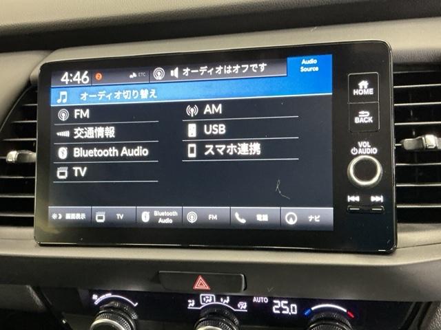 フィット ｅ：ＨＥＶクロスター　ナビ　Ｒカメラ　ブルートゥース　フルセグ　スマキー　ソナー　カーテンエアバック　セキュリティーアラーム　クルコン　ＥＴＣ装備　パワーウィンド　ＵＳＢ接続　ＬＥＤヘッドライト　ドラレコ付き　Ｂカメラ（12枚目）