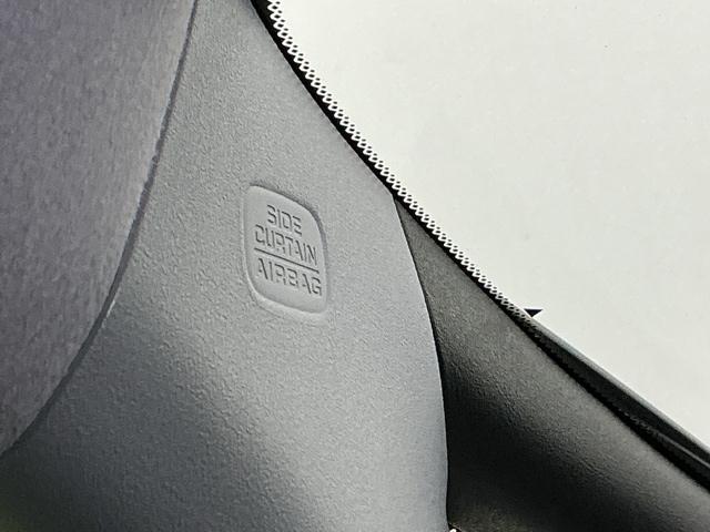 フィット ｅ：ＨＥＶクロスター　ナビ　Ｒカメラ　ブルートゥース　フルセグ　スマキー　ソナー　カーテンエアバック　セキュリティーアラーム　クルコン　ＥＴＣ装備　パワーウィンド　ＵＳＢ接続　ＬＥＤヘッドライト　ドラレコ付き　Ｂカメラ（52枚目）