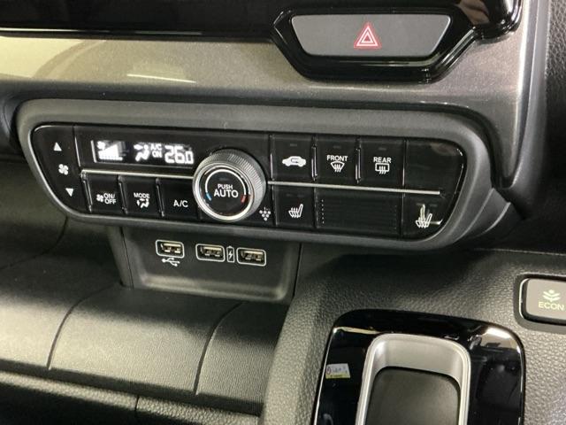 Ｎ－ＷＧＮカスタム Ｌ　ディスプレイオーディオ　Ｒカメラ　ブルートゥース　ＬＥＤヘットライト　サイドエアバッグ　ＵＳＢポート　記録簿　コーナーセンサー　キーレス　エアバッグ　オートエアコン　ＥＴＣ　シートヒータ　クルコン（15枚目）