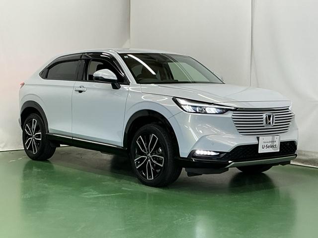 ヴェゼル ｅ：ＨＥＶＺ　ドラレコ　ナビ　Ｒカメラ　ブルートゥース　地上デジタル　ＵＳＢ入力　ハンズフリーテールゲート　シートＨ　サイドエアＢ　パークセンサー　リヤカメラ　点検記録簿　ＬＥＤヘットライト　ＥＳＣ　パワステ（7枚目）