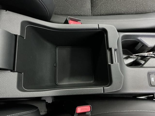 ヴェゼル ｅ：ＨＥＶＺ　ドラレコ　ナビ　Ｒカメラ　ブルートゥース　地上デジタル　ＵＳＢ入力　ハンズフリーテールゲート　シートＨ　サイドエアＢ　パークセンサー　リヤカメラ　点検記録簿　ＬＥＤヘットライト　ＥＳＣ　パワステ（61枚目）